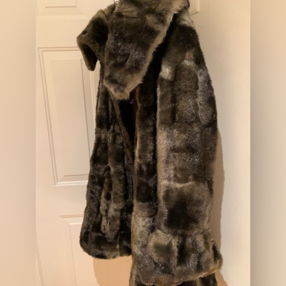 Laundry by Shelli Segal Faux Fur